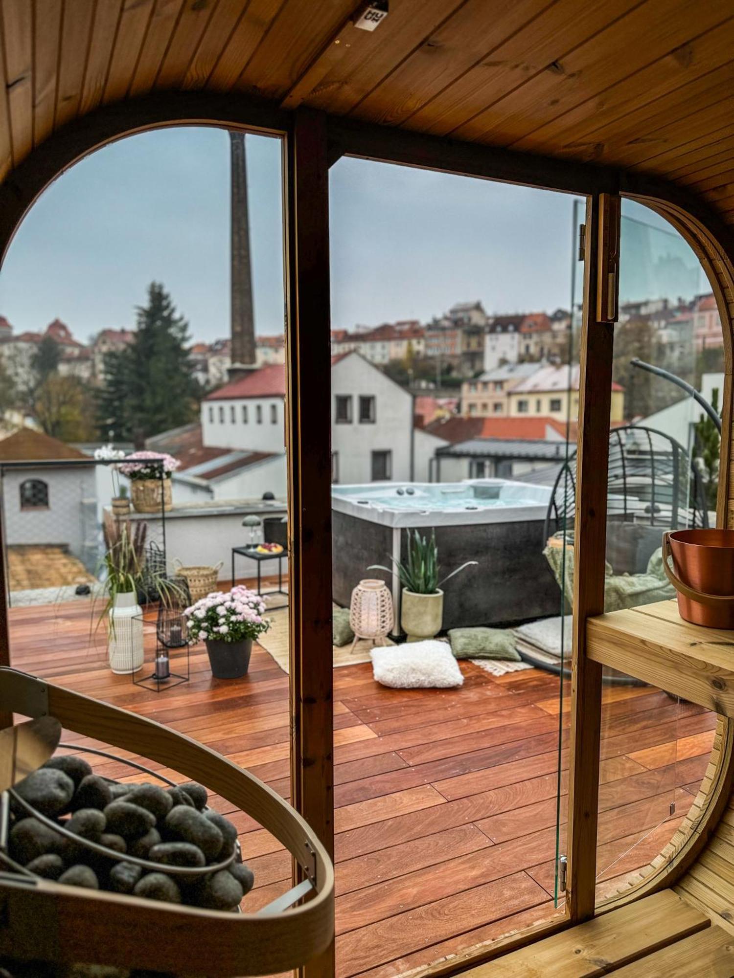 Aparthotel Na Klenici Mladá Boleslav Esterno foto